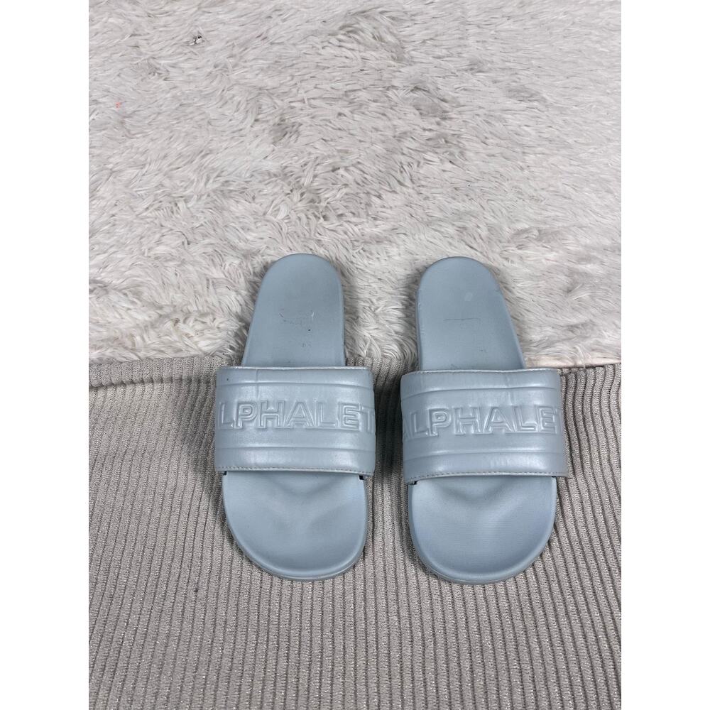 Alphalete Shoes Mens Size 9 Light Gray Slides Sandals Embossed Logo Pool Casual
